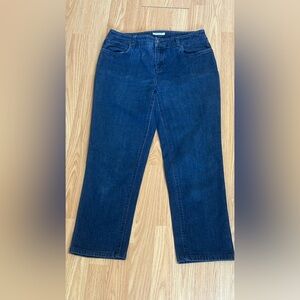 🏆3/$20 Jones New York 3/4 length Women's Blue Jeans